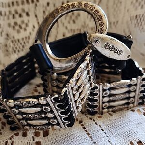 Vintage Chicos Size M Leather, Rhinestone And Metal Stretch Belt